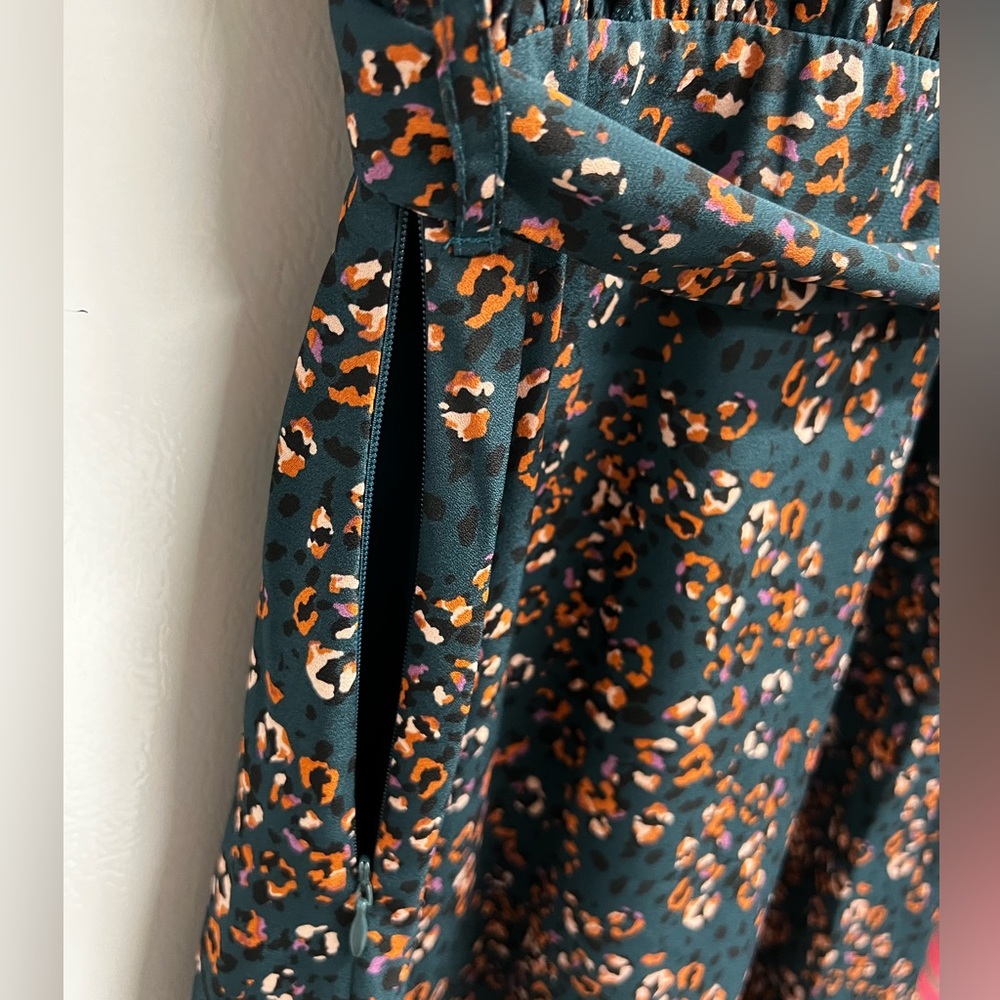 Dress - Picture 2 of 5